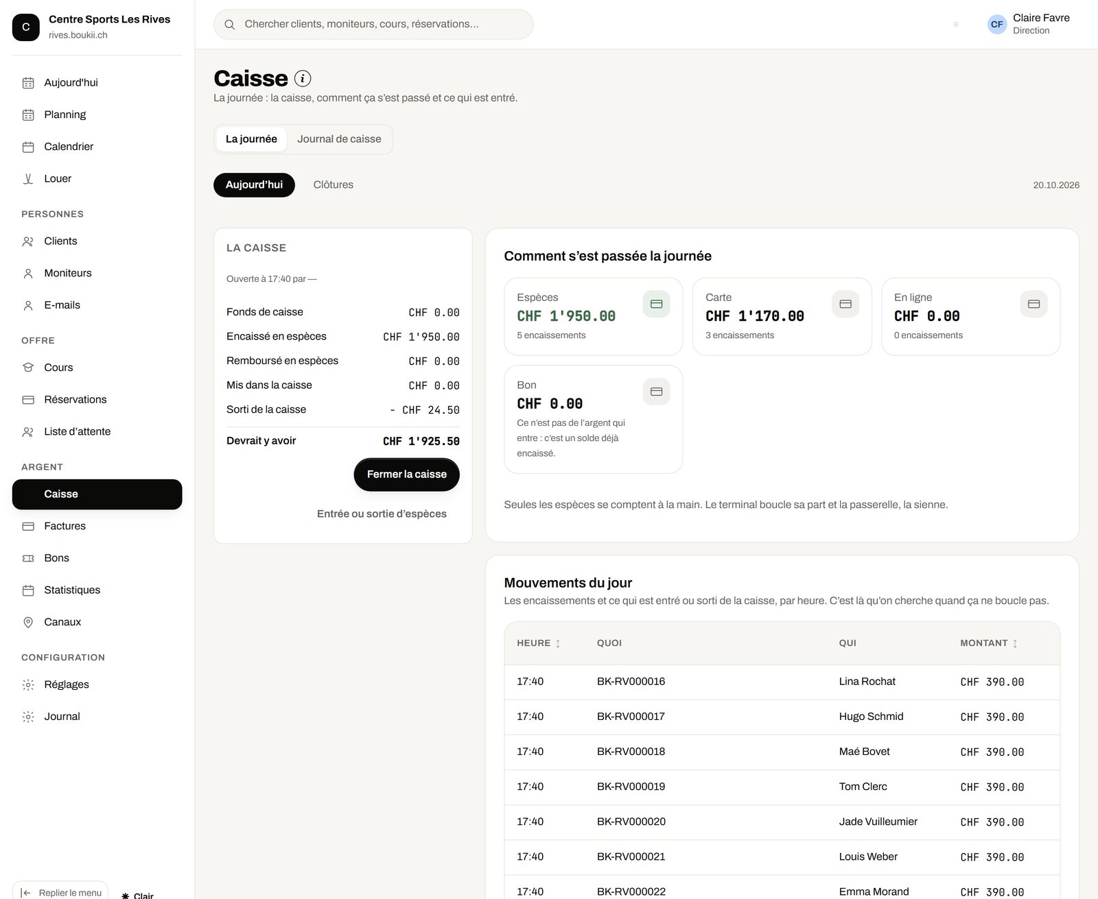 La caisse du jour dans Boukii School : espèces, carte, en ligne et bons, avec le montant attendu dans la caisse.